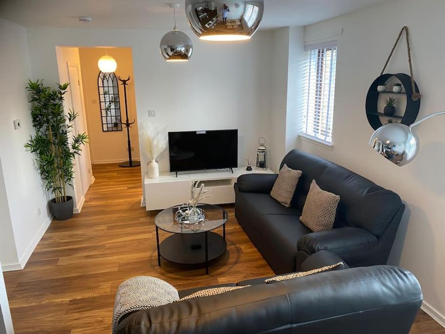 Perfectly Situated Luxury 2 Bedroom Apartment Глазгоу Екстериор снимка